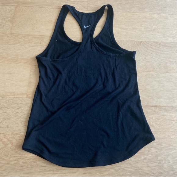 nike runners republic tank - Picture 3 of 4